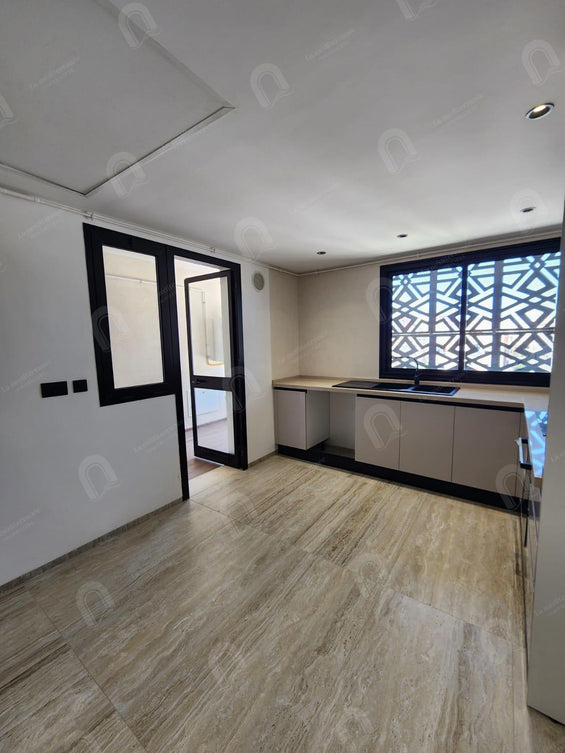 A vendre S2 neuf a Ain Zaghouan