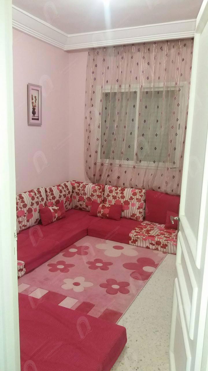A louer un appartement S+3 à bouchoucha