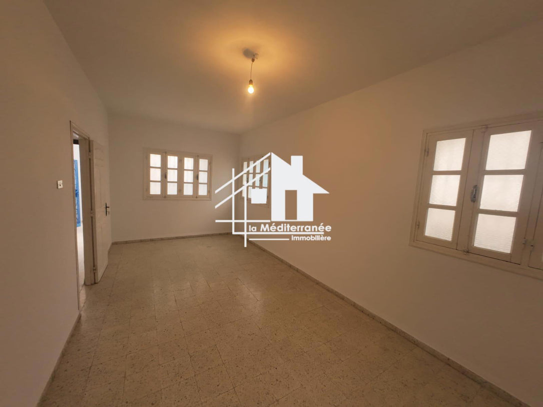 A louer étage de villa S+3 à manouba