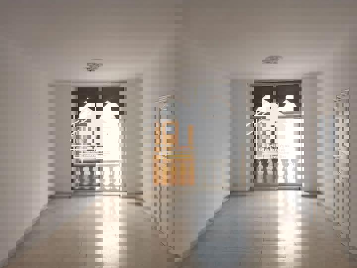 A louer un étage de villa S+3 au Bardo