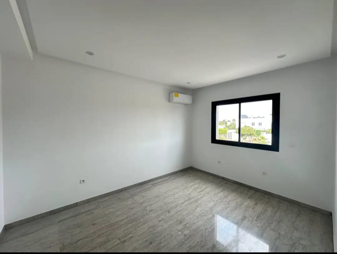 A louer un S+2 de haut standing à chotrana