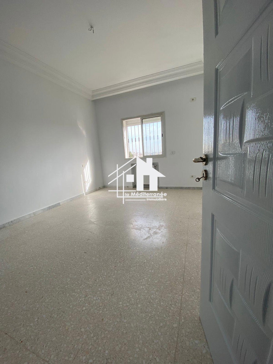 A vendre appartement s2 au Bardo