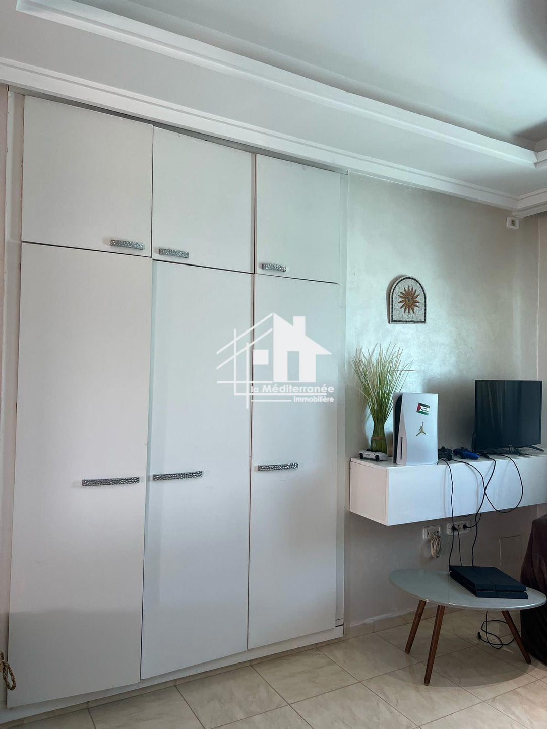 A louer étage de villa s+2 haut standing à Danden