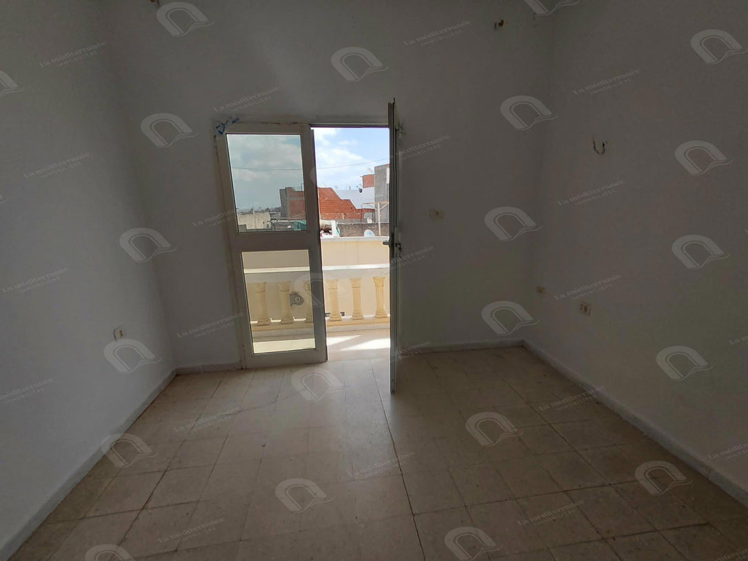 A vendre maison deux étage à ouardia 4