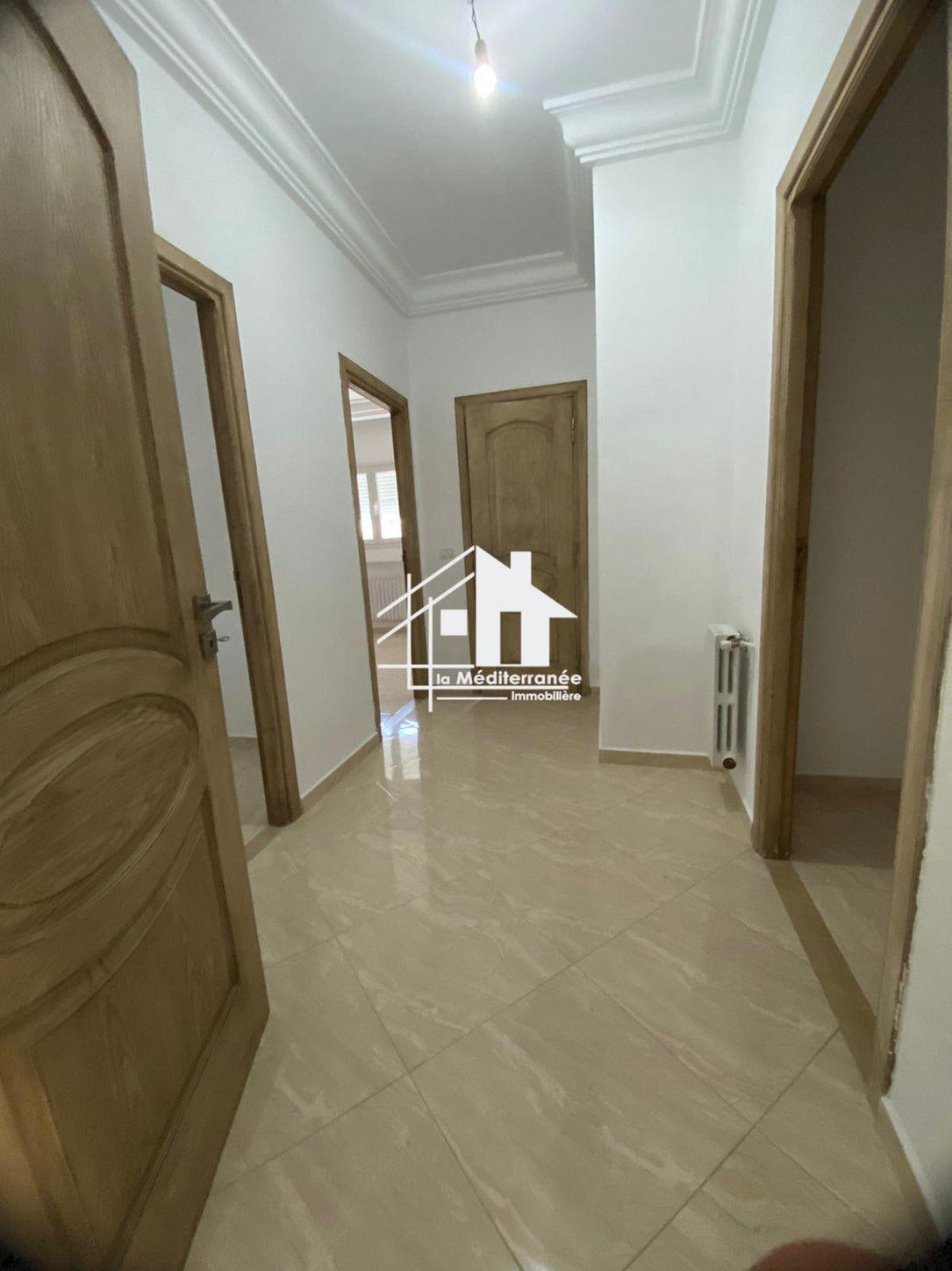 A louer étage de villa s+3 jamais habité à manouba