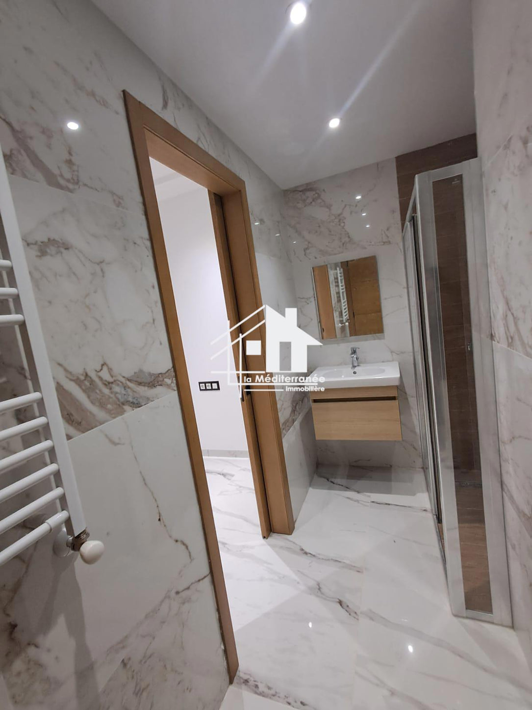 A louer un appartement S+1 aux jardins d'El Menzah 2