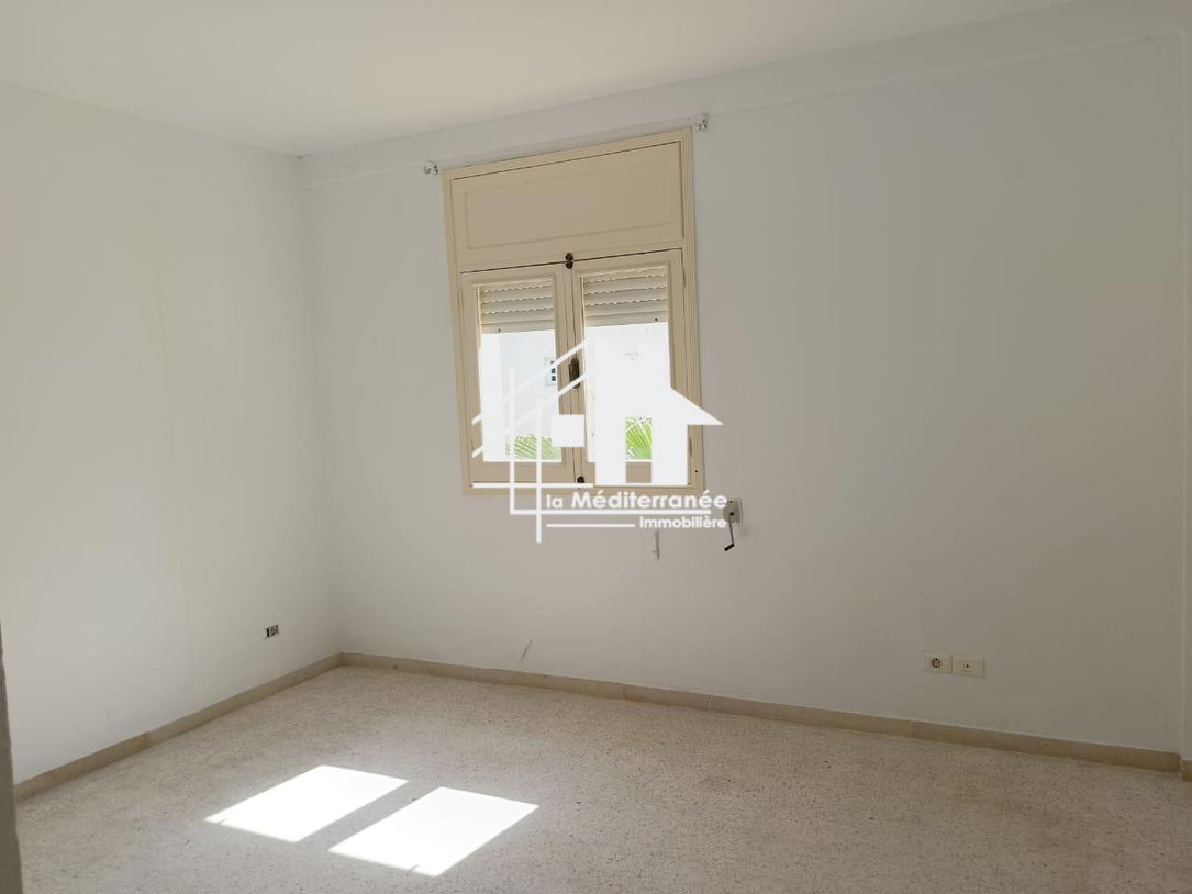A louer appartement S+3 à manouba
