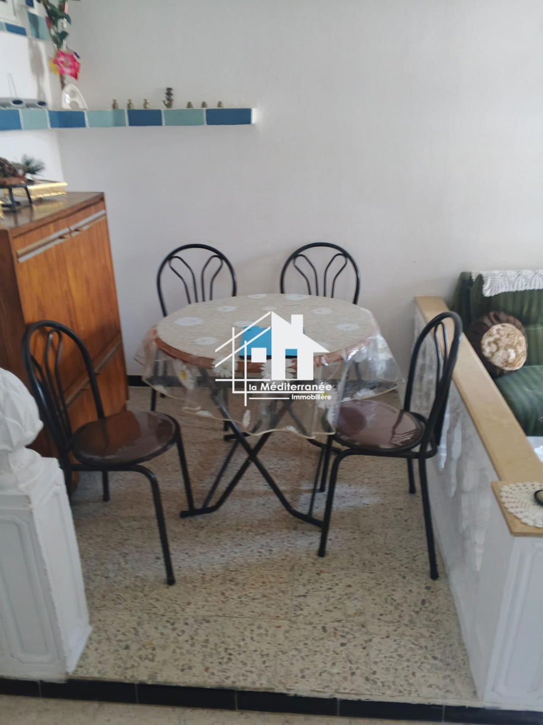 A louer étage de villa S+1 meublé au bardo