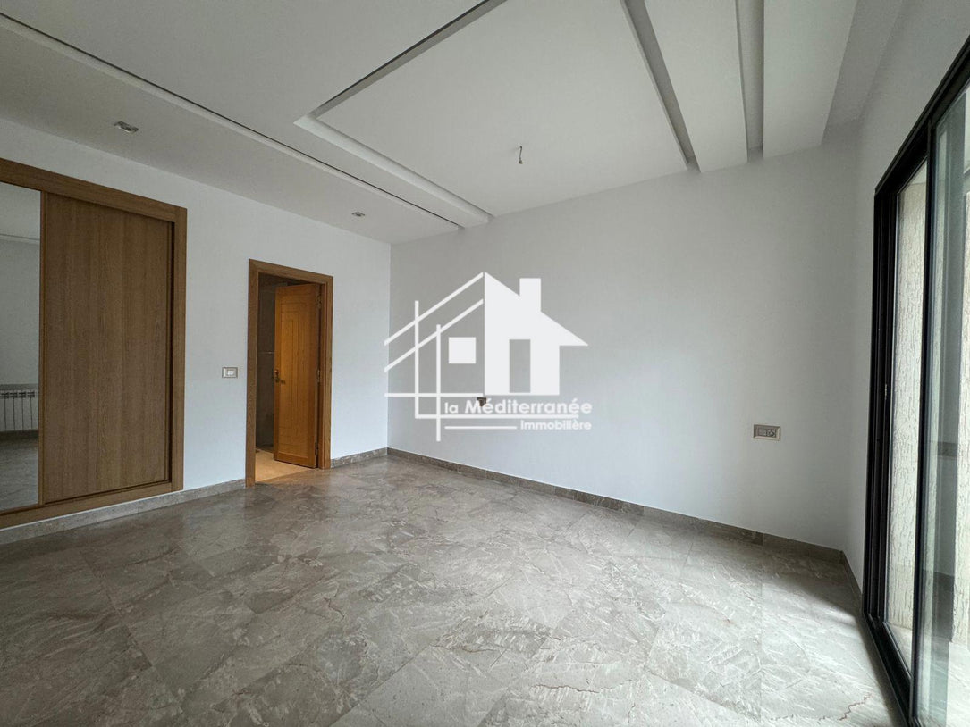Appartement S+3 aux jardins de carthage