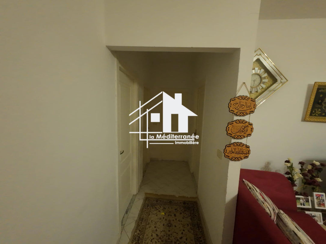 A vendre appartement S+2 à manouba cité les oranges