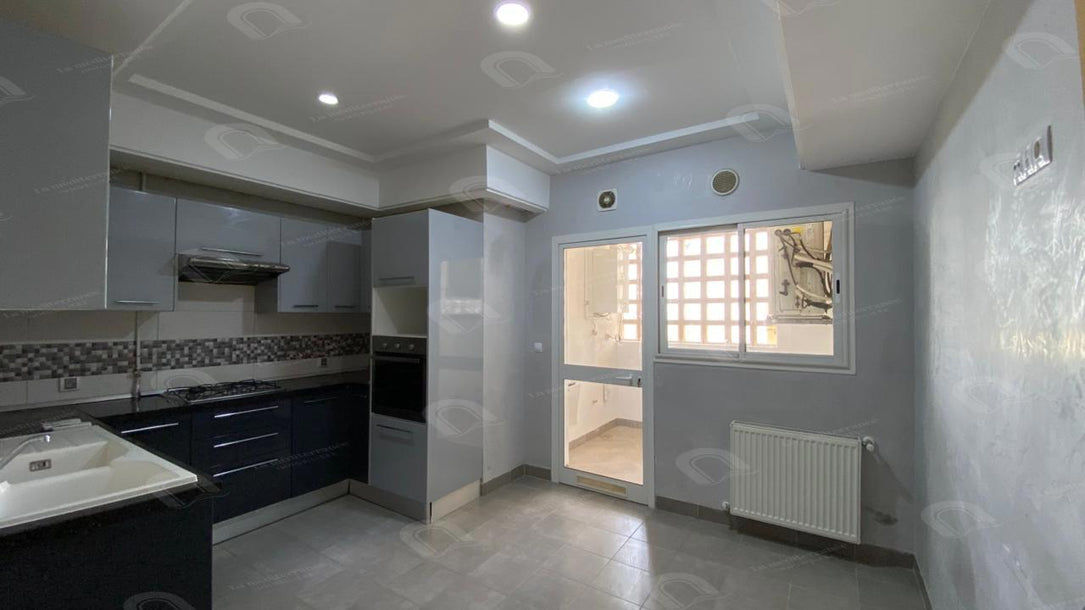 A vendre un appartement S+2 aux jardins de Carthage