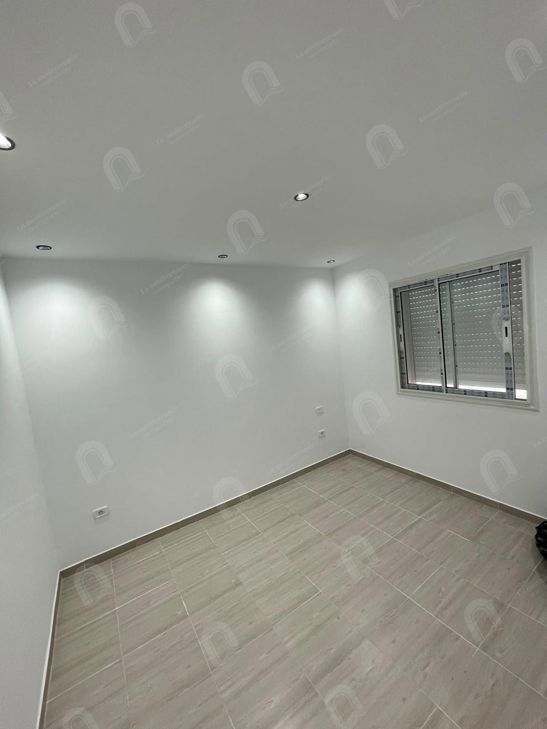 A louer appartement S+1 hst à denden