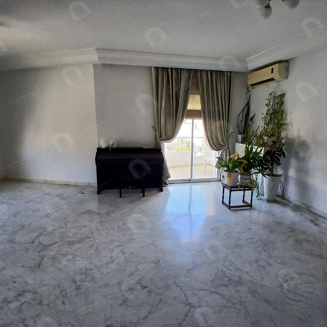 Un appartement S+4 aux Berges du Lac 2