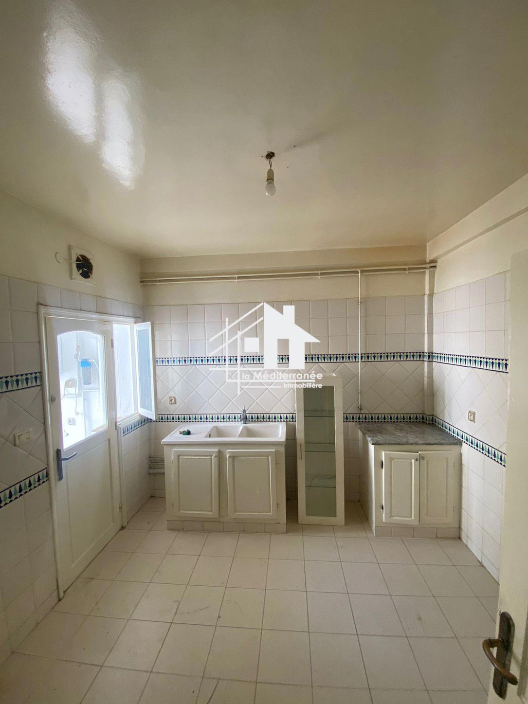 A vendre appartement S+2 à manouba