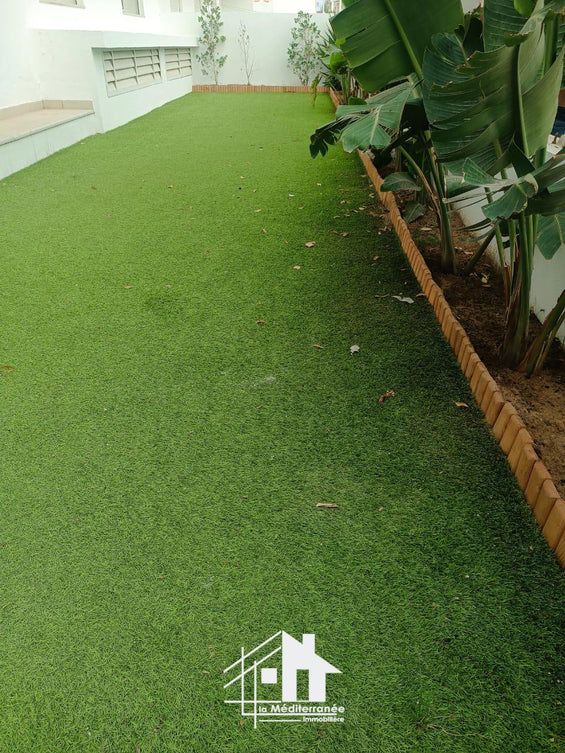 Appartement S+3 avec jardin à Chotrana 1