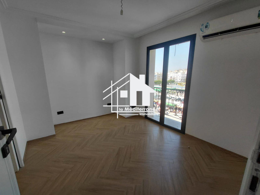 A louer bureau S+2 au centre ville