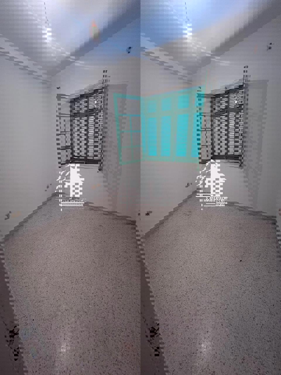 A louer appartement S+3 à Khaznadar