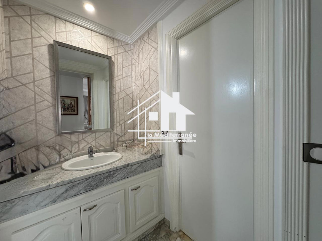 Un magnifique triplex S+3 aux Berges Du Lac 1