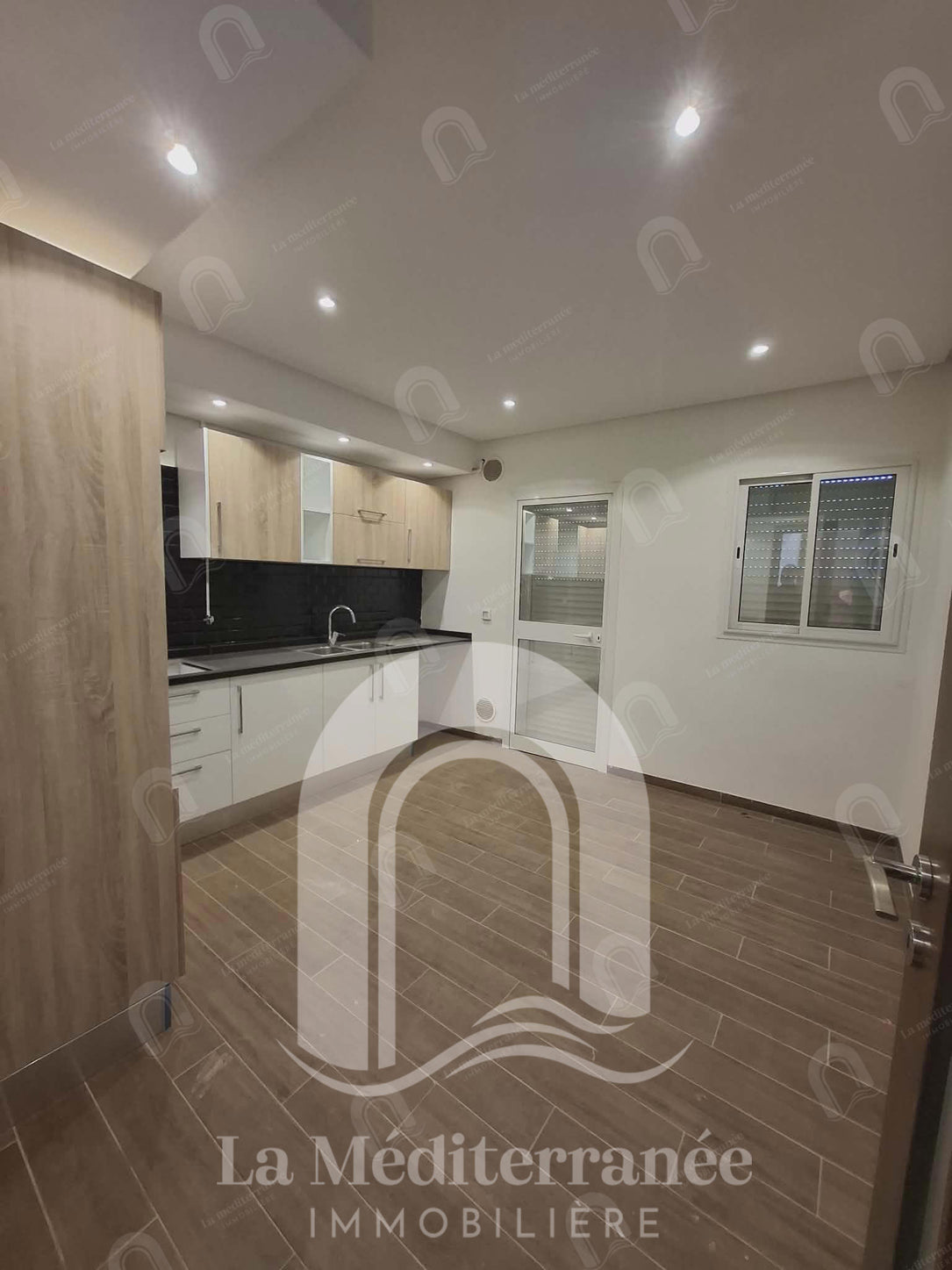 Appartement à Mégrine Coteau HTS