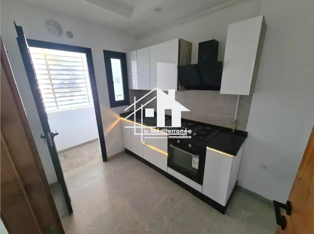A louer appartement S+1 à chotrana