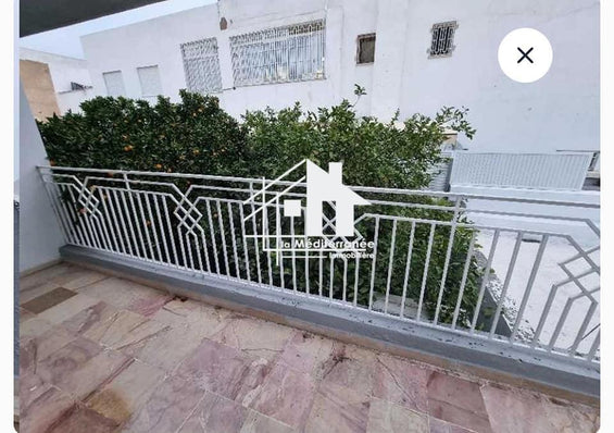 A louer etage de villa S+2 à cité Romena 2