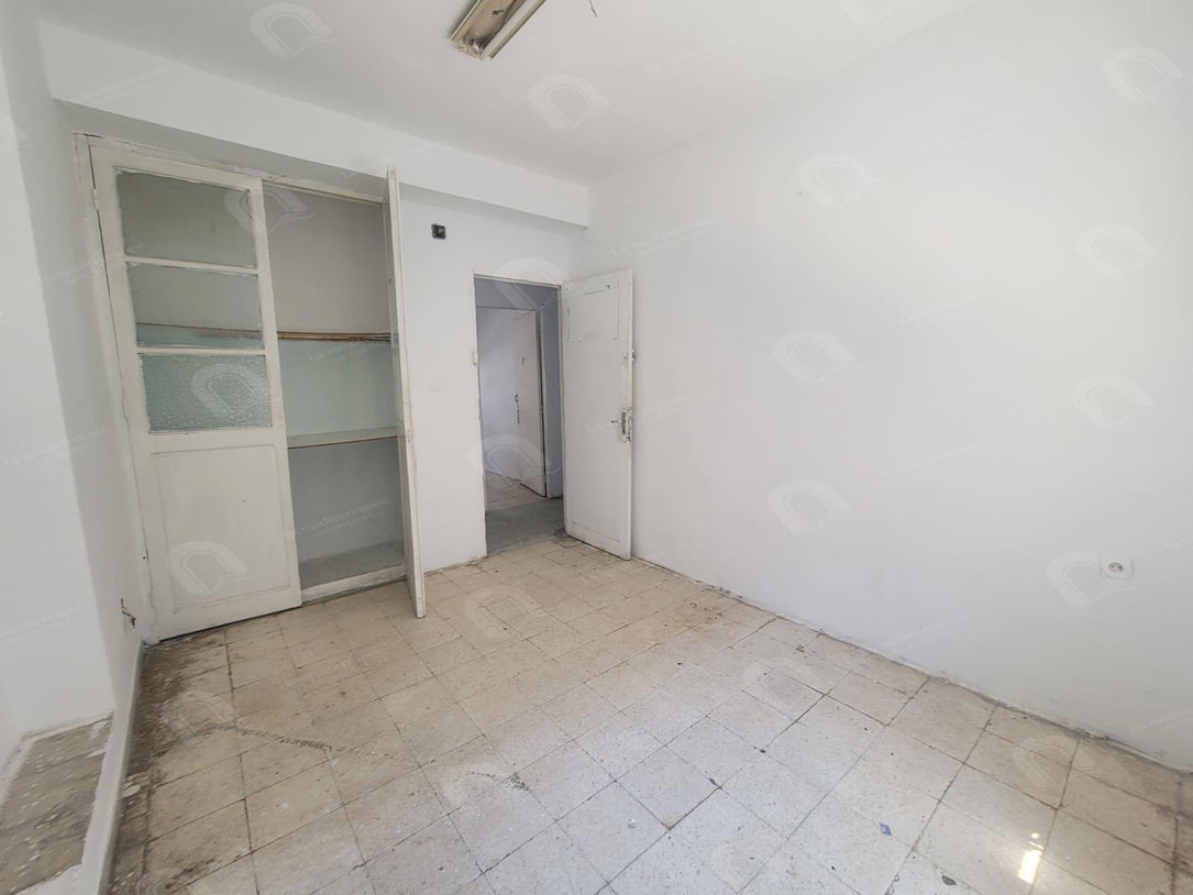 A louer appartement S+3 au avenue londres