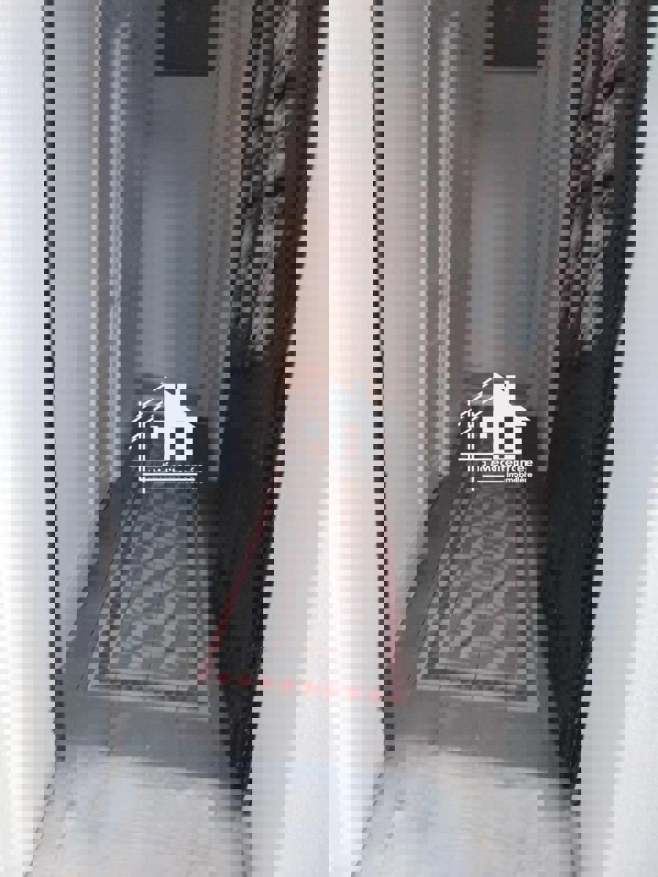 A louer rez de chaussée S+1 meublé à Franceville