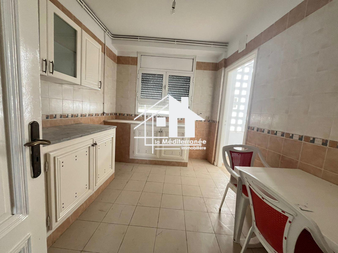 A louer un appartement s+3 a ennaser 2