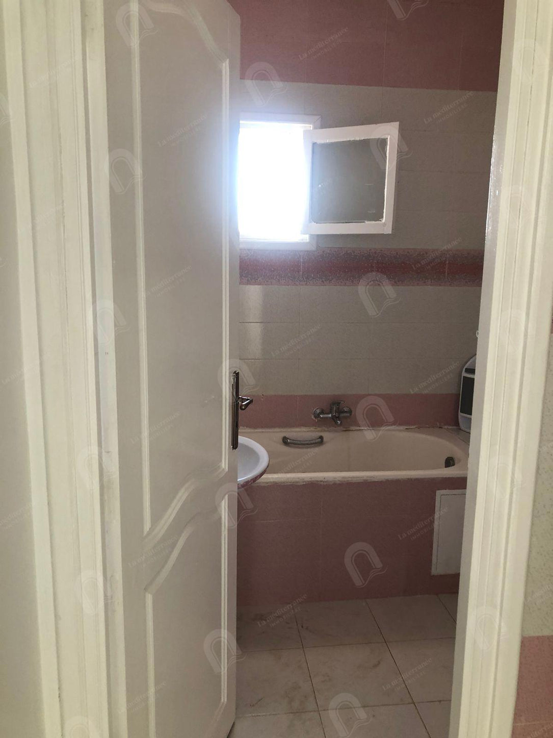 A louer Etage de villa à jardin d'el menzah 2