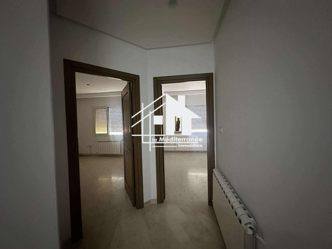 A louer bureau s3 à Rades