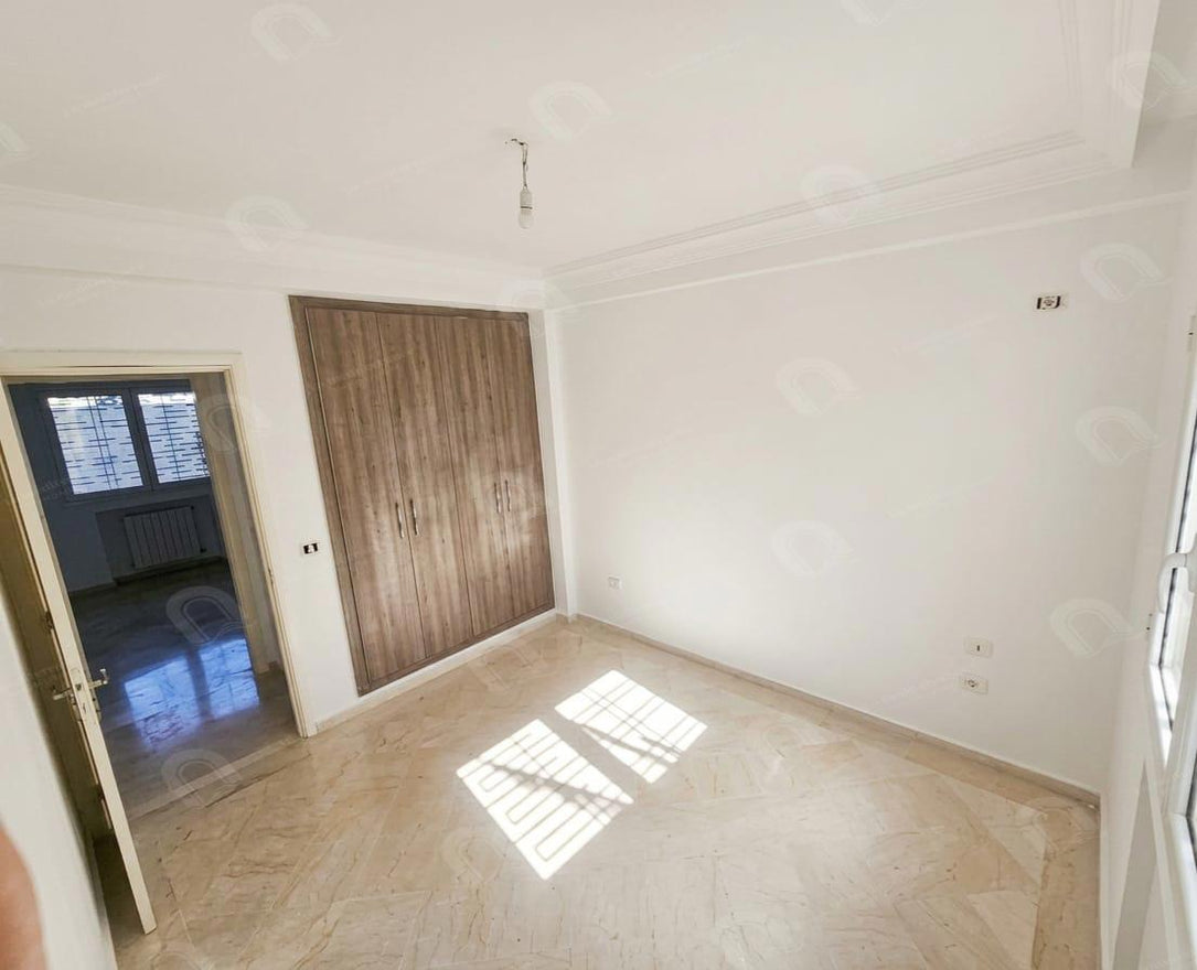 A louer étage de villa S+2 à cité riadh bardo