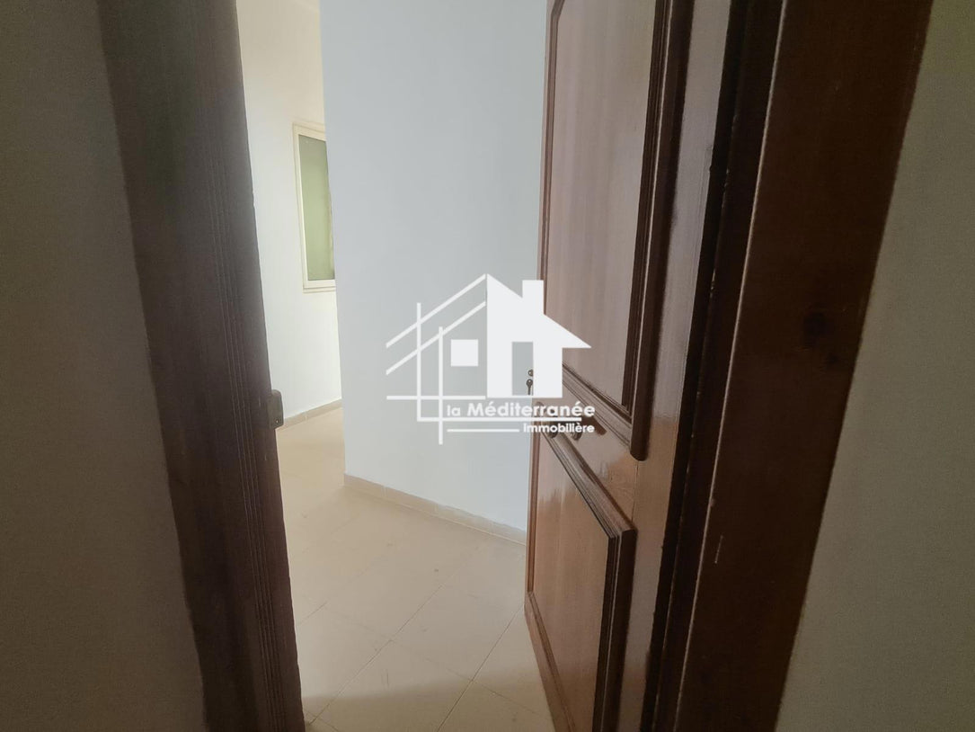A louer appartement S+2 à beb el khadhra