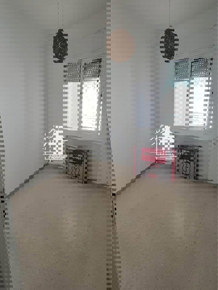 A louer appartement S+3 à la Manouba