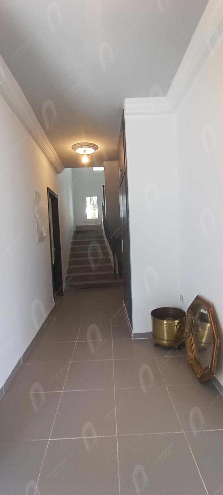 Villa a louer a la soukra chotrana 3 s+3 3500