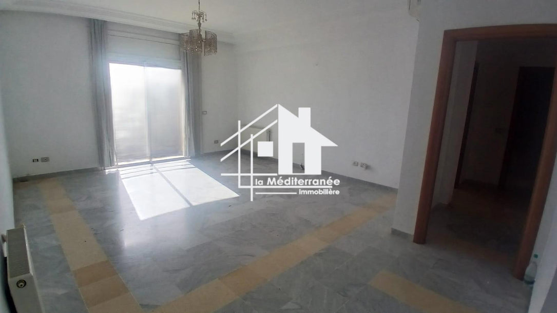 A louer un appartement S+2 aux jardins de carthage