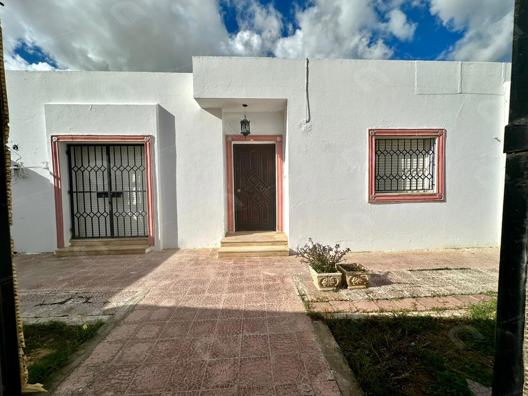 A vendre Villa S+3 à El agba Diar Ben Mahmoud