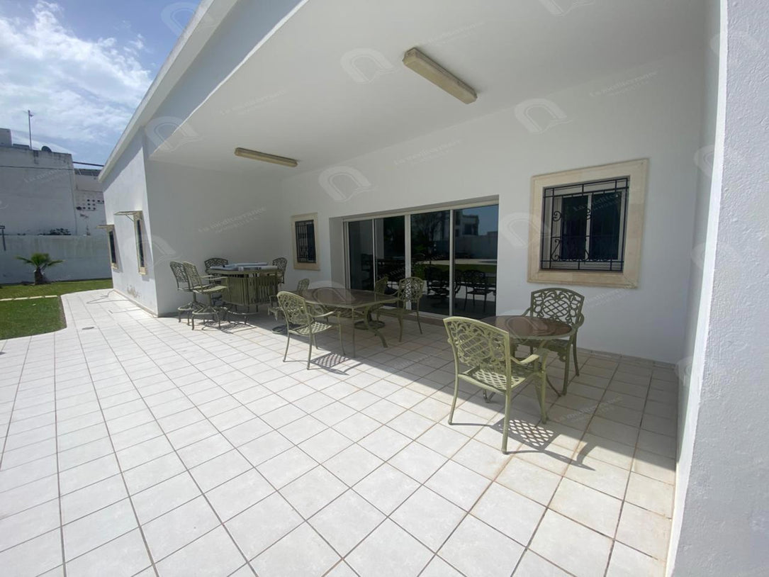 A vendre villa en s+5