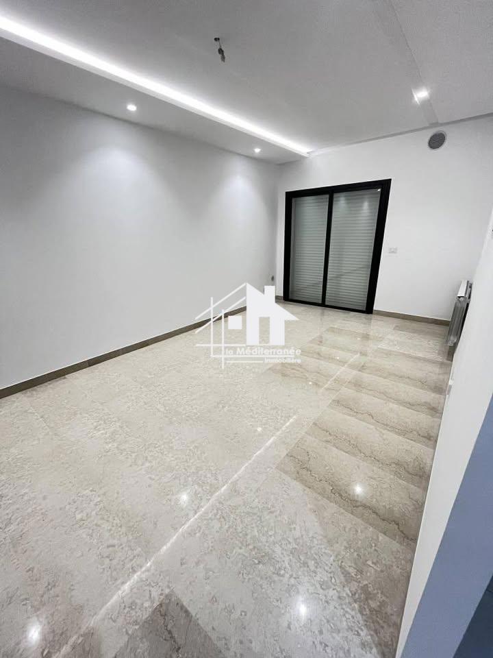 A louer s+1 neuf à Ain Zaghouan Nord