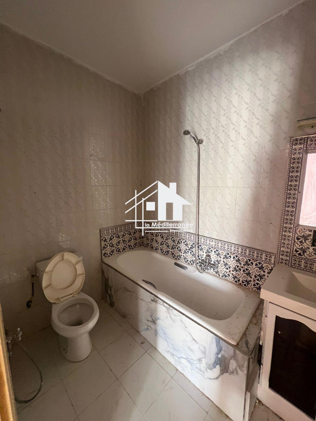 A louer étage de villa S+3 à Saidia