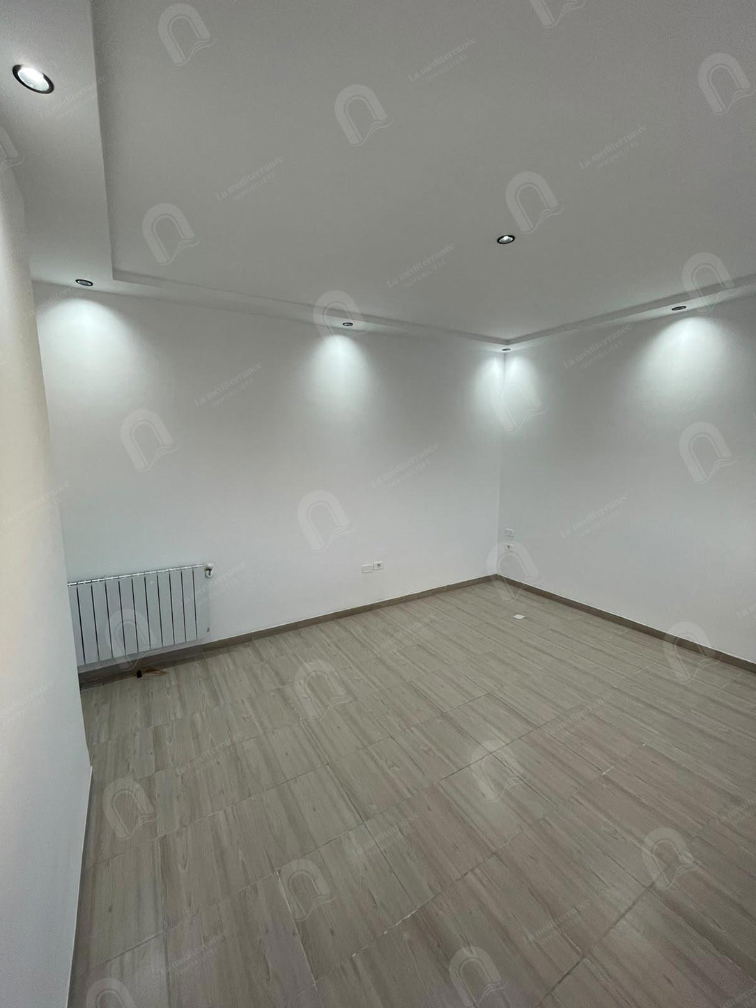 A louer appartement S+1 hst à denden