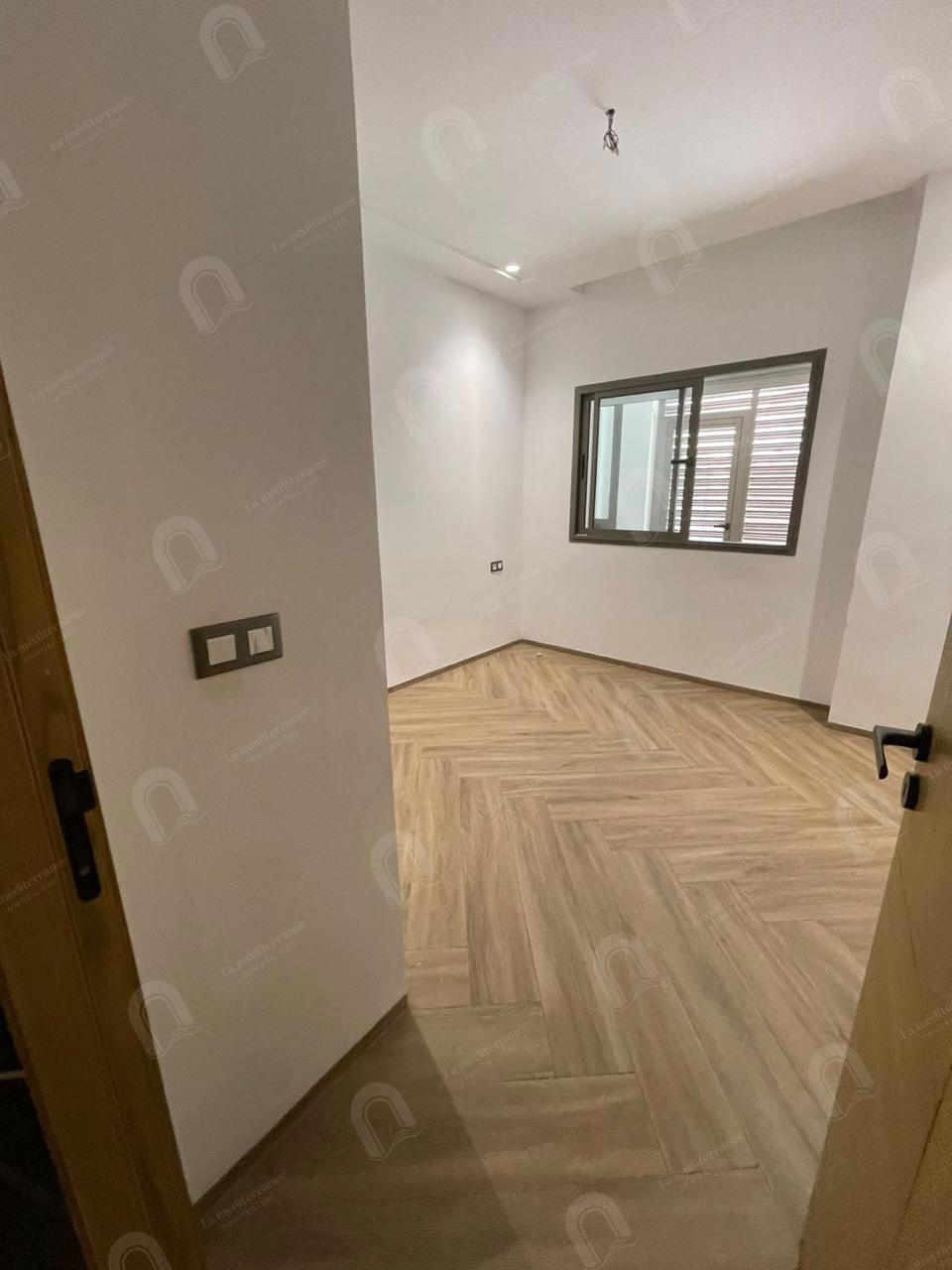 A louer un appartement s+2 à jardin d'el menzah 2