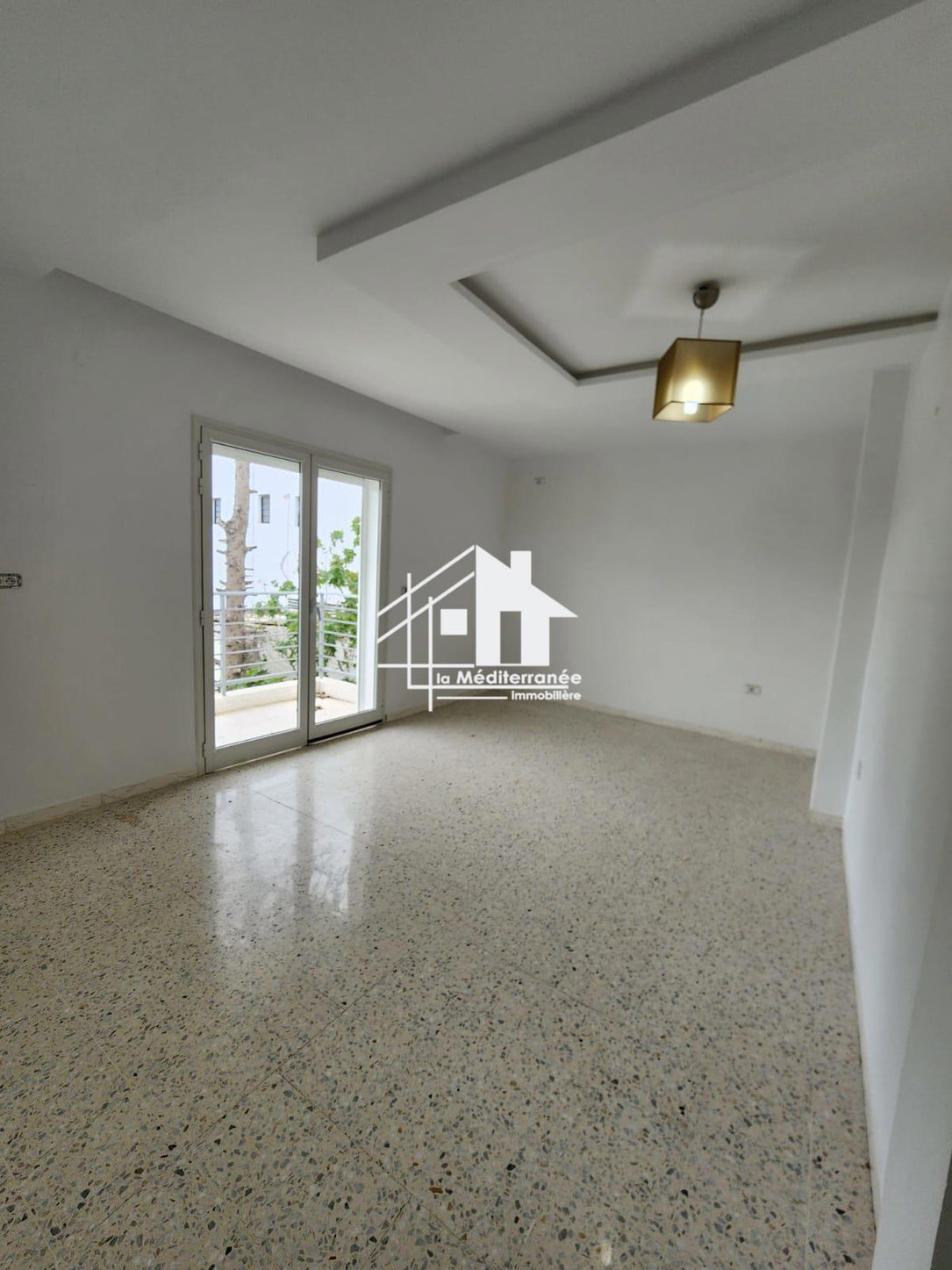 A louer villa S4 à la soukra