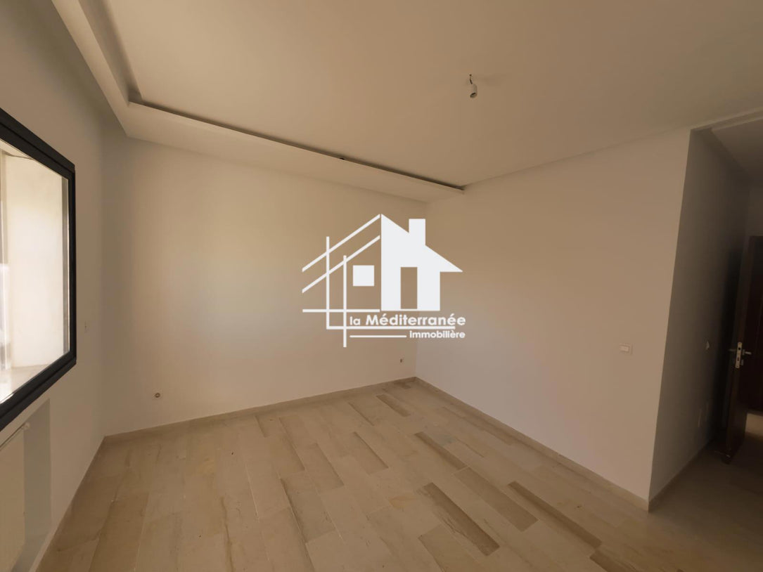 A vendre appartement S+3 HST à Manouba