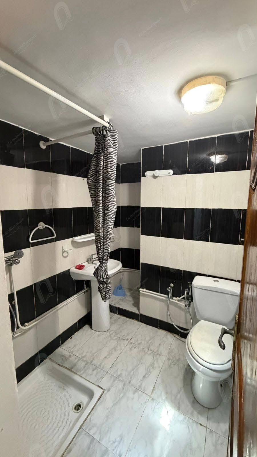 A louer appartement S+2 au centre ville Tunis