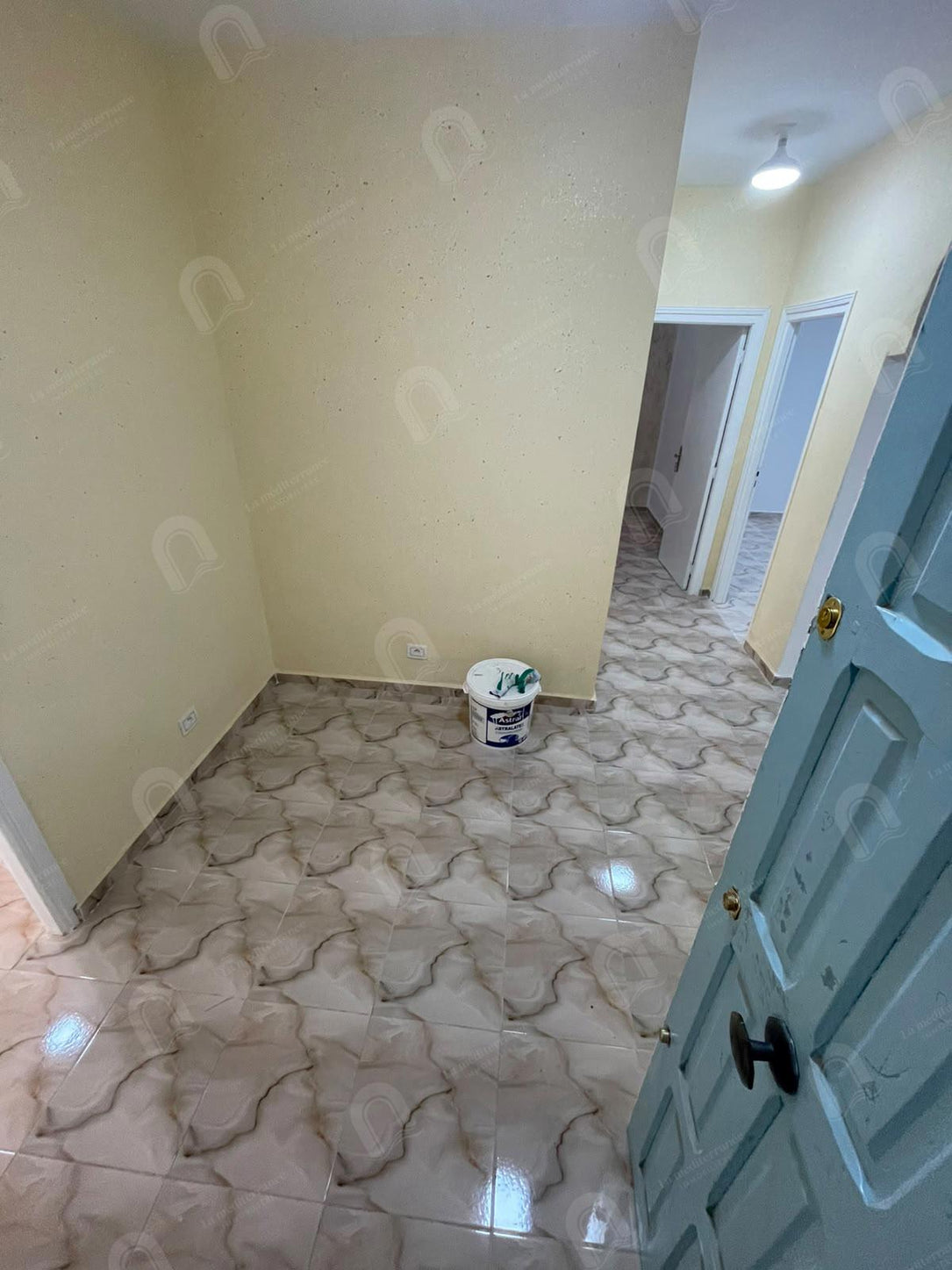 A vendre un appartement S+2 à khaznadar