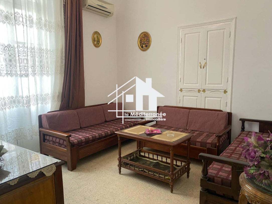 A louer appartement S+2 au centre ville, Tunis
