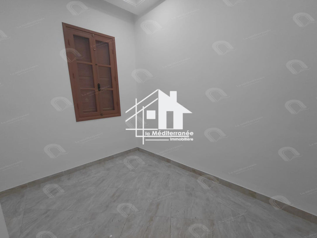 A louer bureaux neuf h3/h4 au centre ville Tunis
