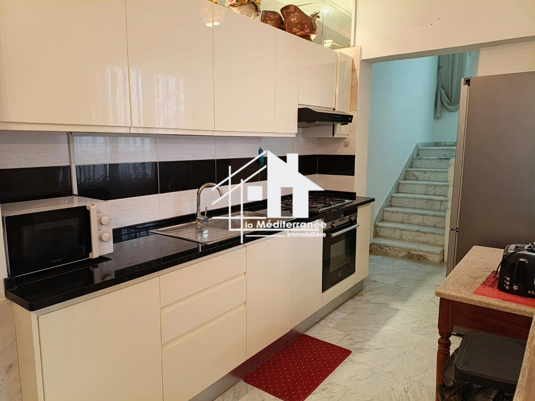 A louer duplex S+2 meublé au coeur de marsa plage