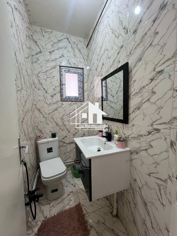 A vendre appartement S+3 à Manar 1