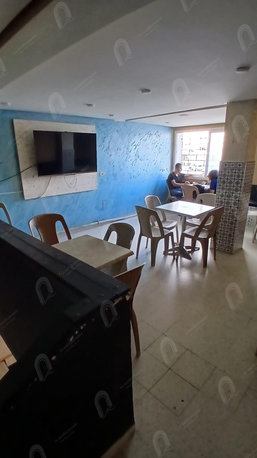 A vendre café avec matériaux à cite el waha